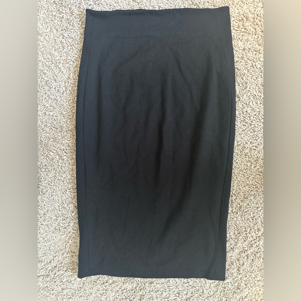 Vince Camuto Classic Black Pencil Skirt